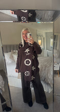 Load image into Gallery viewer, The Louie knit with separate scarf
