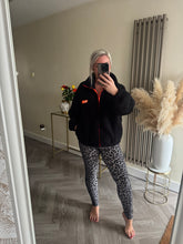 Load image into Gallery viewer, The supersoft animal print leggings in grey/black
