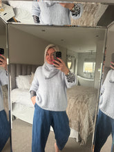 Load image into Gallery viewer, The knitted handkerchief scarves
