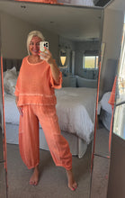 Load image into Gallery viewer, The Waffle Hopsack trouser suit
