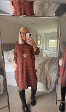 Load image into Gallery viewer, The marl tunic dress with pockets &amp; separate necklace
