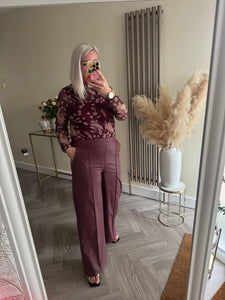 The pu pin tuck trousers