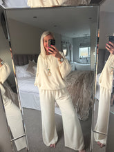 Load image into Gallery viewer, The chiffon trouser suit with separate necklace
