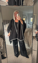 Load image into Gallery viewer, The Chrissy cape
