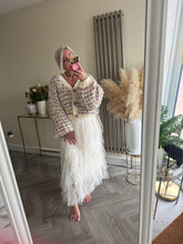 Load image into Gallery viewer, The tulle skirt
