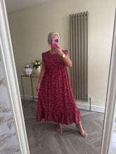 Load image into Gallery viewer, SALE The shirred ditzy dress (no return on sale items)
