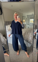 Load image into Gallery viewer, The V neck Lucy knit
