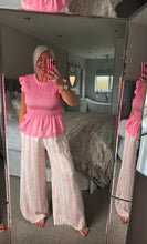 Load image into Gallery viewer, The shirred frill tops
