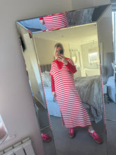 Load image into Gallery viewer, The striped knitted dress
