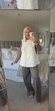 Load image into Gallery viewer, The handknit Chunky tank
