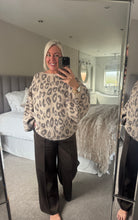 Load image into Gallery viewer, The animal print slouch jumper

