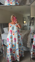 Load image into Gallery viewer, The 100% cotton zodiac dress with pockets
