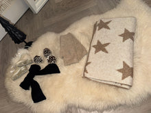 Load image into Gallery viewer, The ultimate supersoft scarf &amp; gloves gift set
