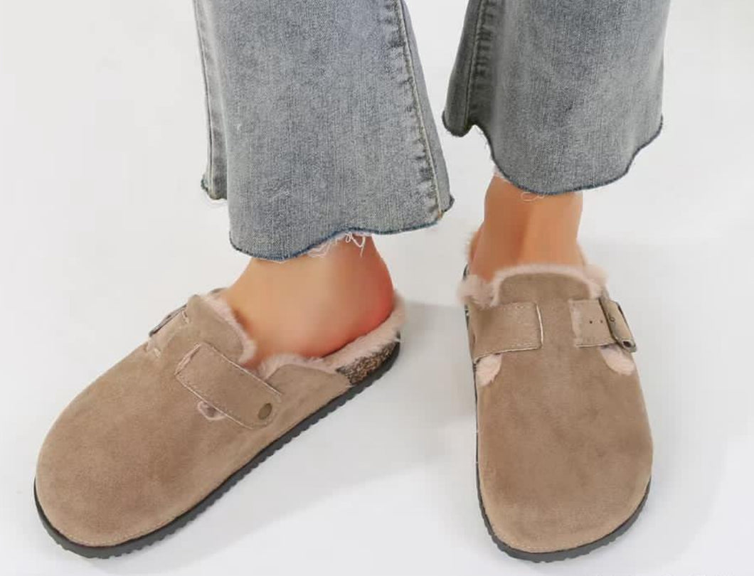 The lexi faux suede fur lined mule