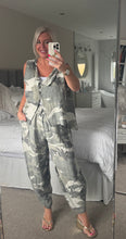 Load image into Gallery viewer, The Linen camo trouser suit
