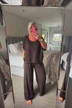 Load image into Gallery viewer, The Hopsack Seam detail top
