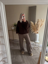 Load image into Gallery viewer, The Lola knits

