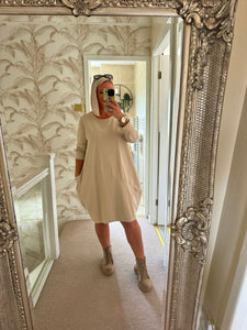 The cotton jersey dress with pockets