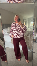 Load image into Gallery viewer, The animal print slouch jumper
