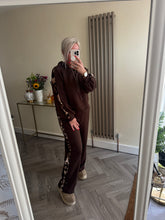 Load image into Gallery viewer, The Luxe animal stripe hoodie tracksuit with pockets
