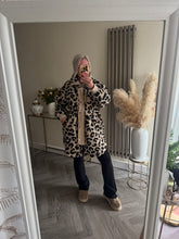 Load image into Gallery viewer, The Bobbie Borg coat
