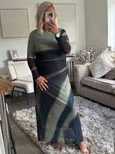 Load image into Gallery viewer, The ombré mesh dress
