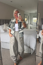Load image into Gallery viewer, The jersey camo military jacket
