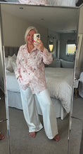Load image into Gallery viewer, The tie waist pin tuck jogger
