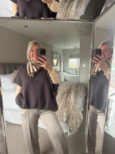 Load image into Gallery viewer, The knitted handkerchief scarves
