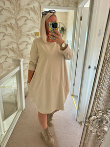 The cotton jersey dress with pockets