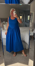 Load image into Gallery viewer, The cotton poplin dress
