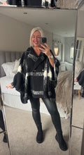 Load image into Gallery viewer, The Marlborough checked jacket/cape
