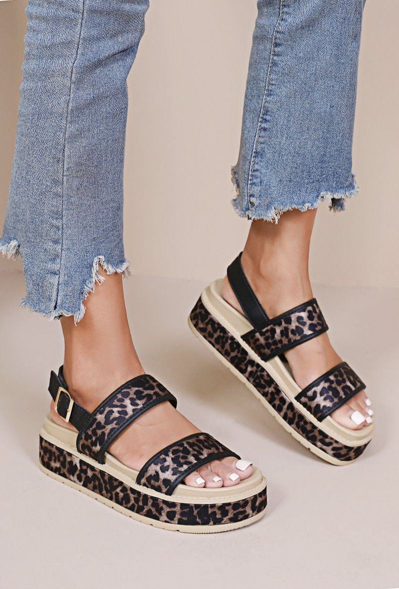 SALE The Ellis slides (no return on sale items)