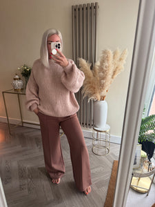 The Lola knits