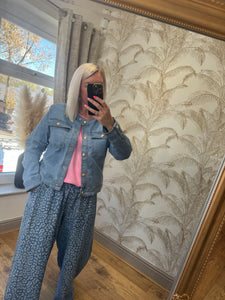 SALE The gold button round neck denim jacket (No exchange or return)