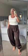 Load image into Gallery viewer, The scalloped stud vest top
