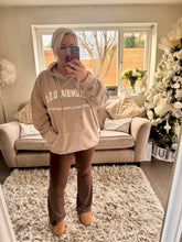 Load image into Gallery viewer, The supersoft high waisted flares in chocolate
