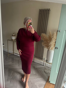 The fall collection “Ribbed two piece dress & jumper set”