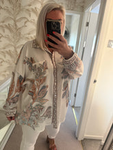Load image into Gallery viewer, The satin sparkle floral shirt
