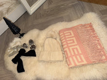 Load image into Gallery viewer, The ultimate hat &amp; scarf gift set
