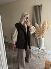 Load image into Gallery viewer, The Borg gillet
