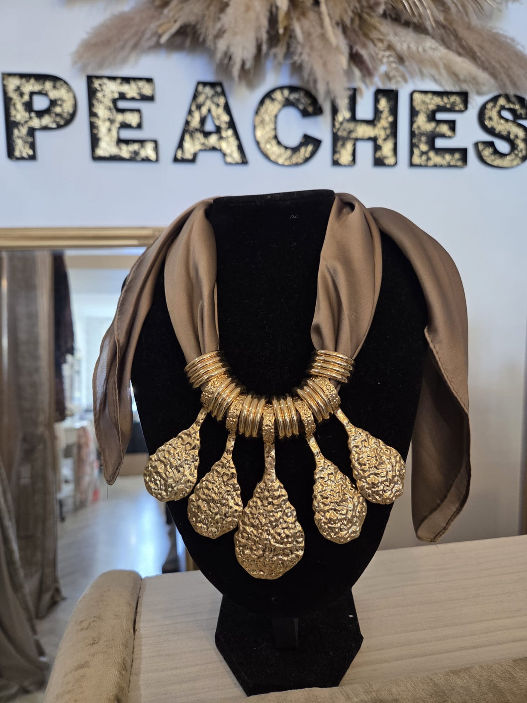 The Bora Bora ribbon necklace