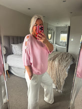 Load image into Gallery viewer, The Daisy fine knit
