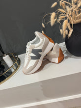 Load image into Gallery viewer, The “Nova” trainers in grey
