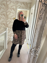 Load image into Gallery viewer, The animal print Kate layering shirt
