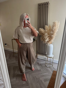 The jersey cocoon trousers