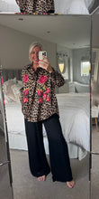 Load image into Gallery viewer, The animal print embroidered detail zeta Otto shirt
