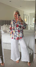 Load image into Gallery viewer, The palma 100% cotton floral shirt
