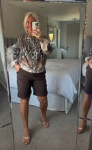 Load image into Gallery viewer, The animal print zip up jacket
