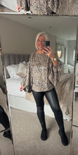 Load image into Gallery viewer, The animal print sequin balloon sleeve top

